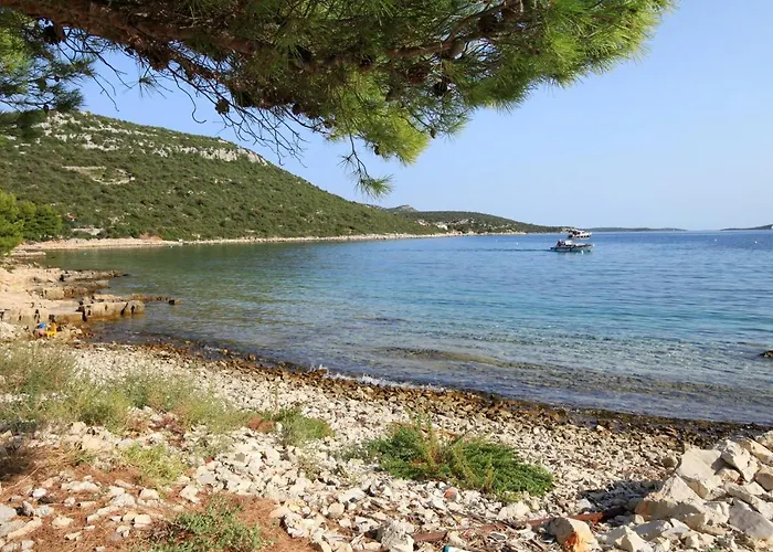 Seaside Family Friendly House With A Swimming Pool Cove Ladjin - Landjin, Pasman - 20394 * Tkon