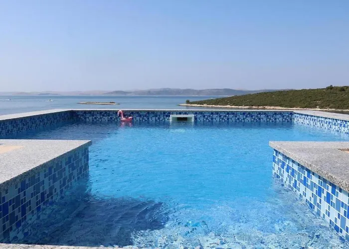 Seaside Family Friendly House With A Swimming Pool Cove Ladjin - Landjin, Pasman - 20394