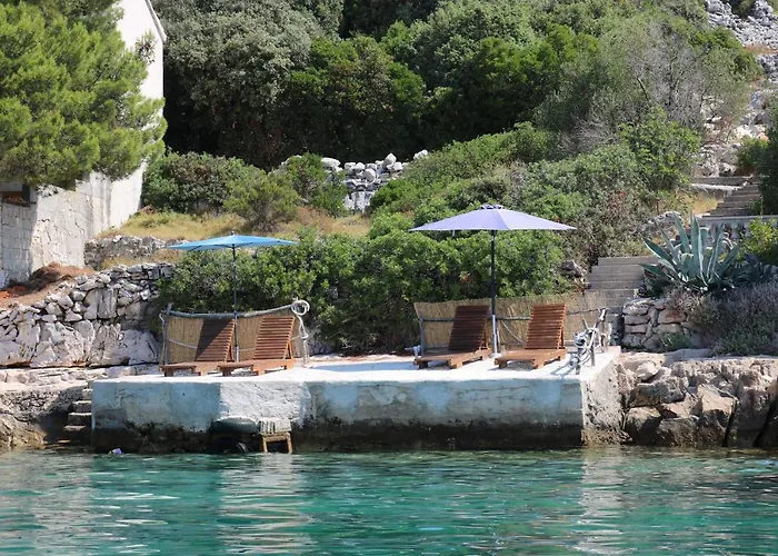 Dom wakacyjny Seaside Family Friendly House With A Swimming Pool Cove Ladjin - Landjin, Pasman - 20394