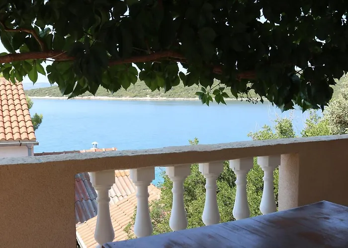 Seaside Family Friendly House With A Swimming Pool Cove Ladjin - Landjin, Pasman - 20394 Dom wakacyjny Tkon