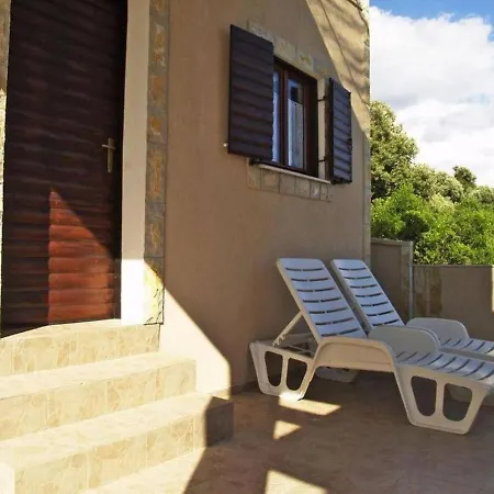 Seaside Family Friendly House With A Swimming Pool Cove Ladjin - Landjin, Pasman - 20394 Feriehus Tkon
