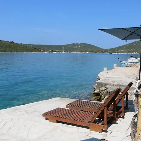 Seaside Family Friendly House With A Swimming Pool Cove Ladjin - Landjin, Pasman - 20394 Feriehus Tkon